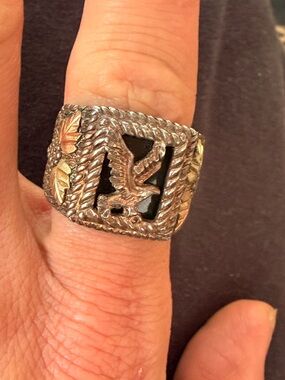 Vintage Coleman Co. Black Hills Gold Onyx Eagle Ring - Sterling Silver 12K
